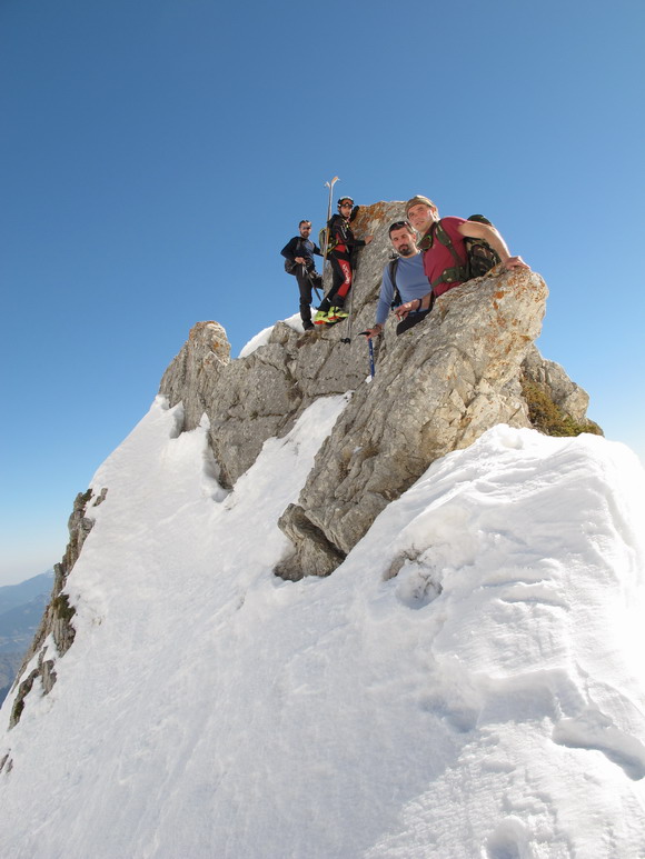 Climbing in winter the summit of Kakarditsa 2429m